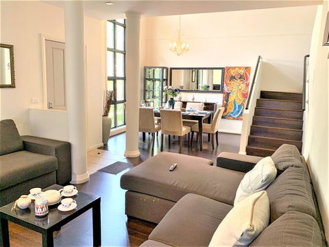 Campbelltown Most Sought After Park Central Home - Dalby Accommodation 3