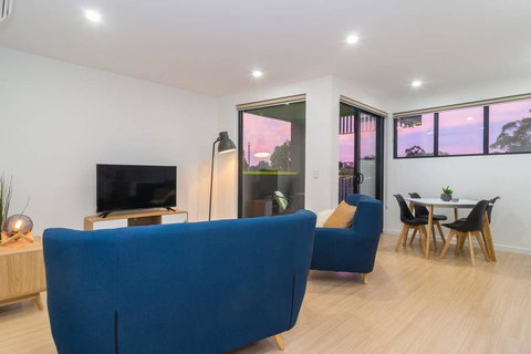 Canopy @ 44-Minutes From The CBD, Train And Cafes - Wifi - Nespresso - Amenities - Dalby Accommodation 2