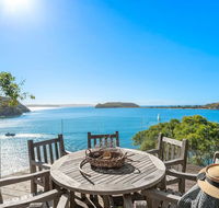 Cape Mackerel Cabin with Magic Palm Beach  Pittwater Views - Dalby Accommodation