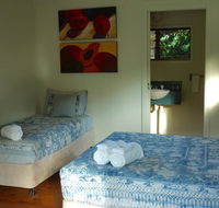 Cape Trib Farm - Dalby Accommodation