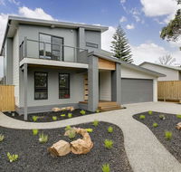 Cape Woolamai Haven - Dalby Accommodation
