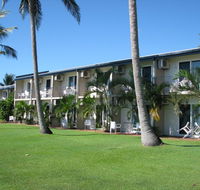 Cardwell Beachcomber Motel  Tourist Park - Dalby Accommodation
