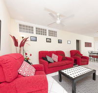 Carinya Gardens 15 - Dalby Accommodation