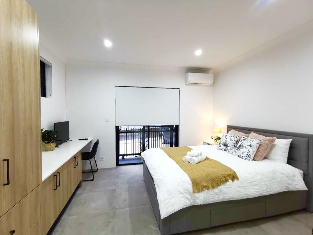World Square NSW Dalby Accommodation