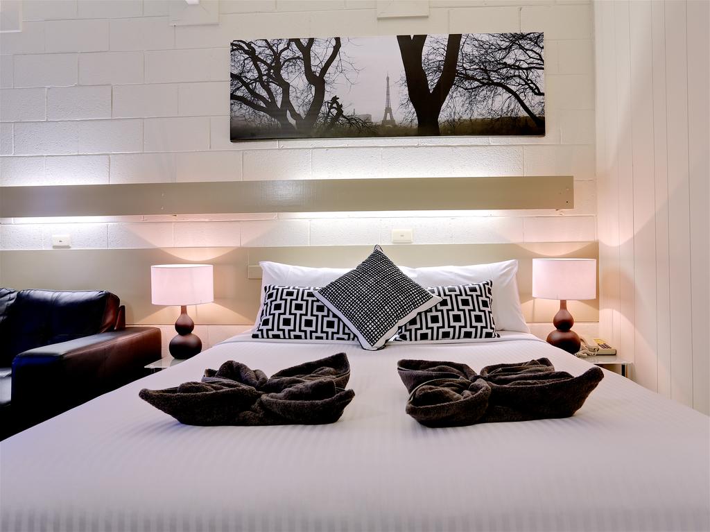 Tarcombe VIC Dalby Accommodation