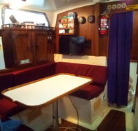 Casual fare sailing charters Townsville - ocean living - cruise - Dalby Accommodation