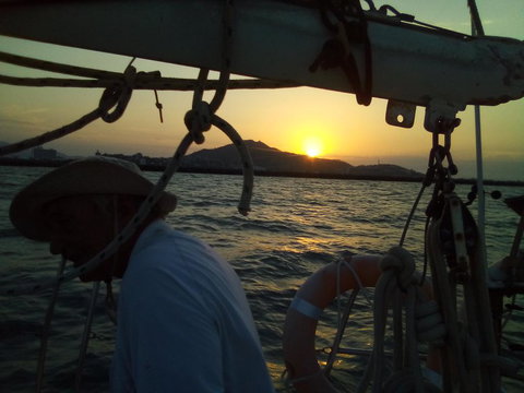 Casual Fare Sailing Charters Townsville - Ocean Living - Cruise - Dalby Accommodation 2