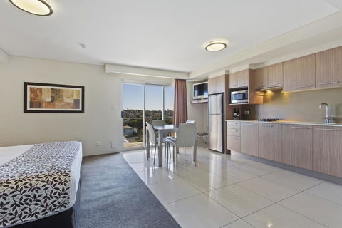 CBD Executive Apartments - Dalby Accommodation 2