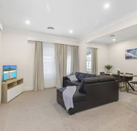 Central and Charming on Wallace - Dalby Accommodation