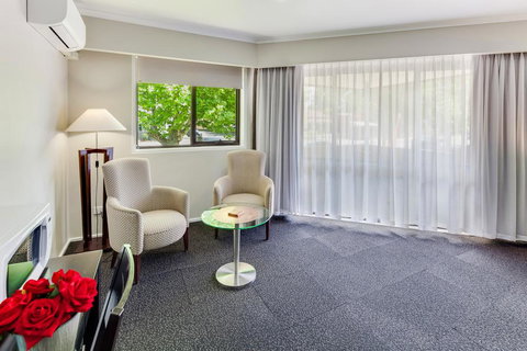 Central Deborah Motel - Dalby Accommodation 3