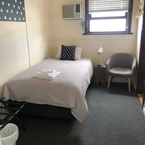 Central Motel Mudgee - Dalby Accommodation 3