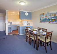 Central Park 7 - the convenience of location  the warmth of comfortable living - Dalby Accommodation