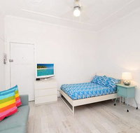 Centrally located Bondi Beach Studio - Dalby Accommodation
