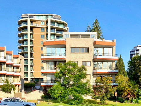 Centre Point - Dalby Accommodation 0