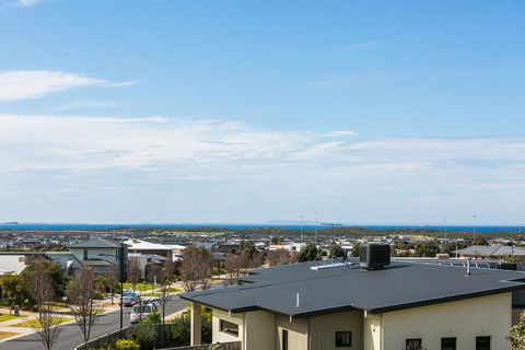 Centreside Ocean Views 59 - Dalby Accommodation 3