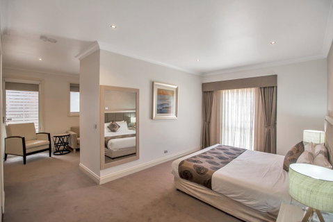 Century Inn - Dalby Accommodation 3
