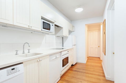Charming Centrally Located 2 Bedroom Accommodation - Dalby Accommodation 2