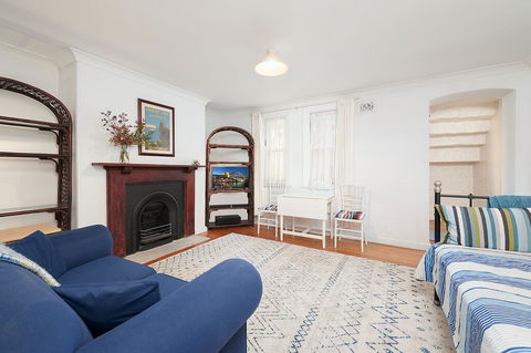 Charming Centrally Located 2 Bedroom Accommodation - Dalby Accommodation 0