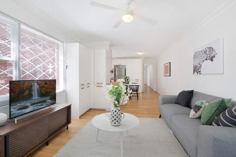 Charming Parkside Apartment In Quiet Area - Dalby Accommodation 0
