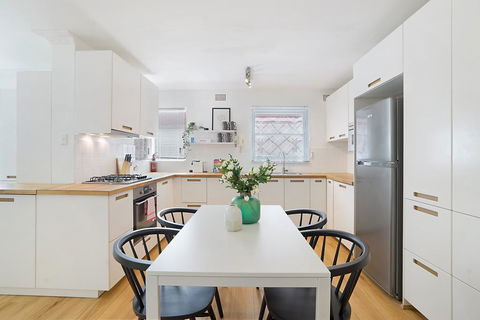 Charming Parkside Apartment In Quiet Area - Dalby Accommodation 1