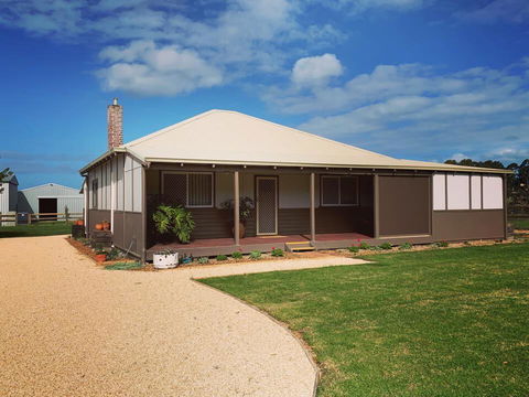 Chesterfarm And Stables - Dalby Accommodation 1
