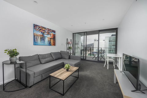 CITY APARTMENT And FREE CITY TOUR BUS NEARBY - Dalby Accommodation 2