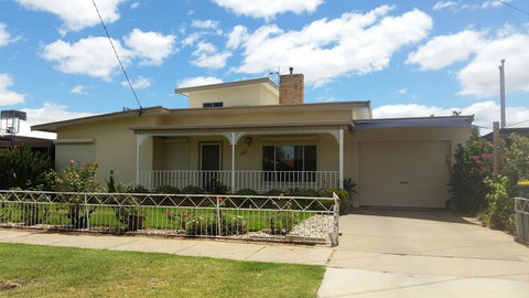 City Holiday Home Mildura - Dalby Accommodation 0
