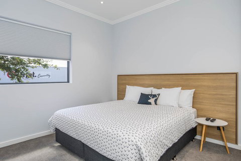 Civic Apartments - Dalby Accommodation 0