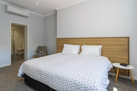 Civic Apartments - Dalby Accommodation 2
