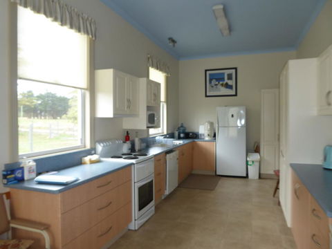 Claremont Farmhouse - Dalby Accommodation 3