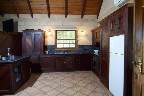 Clarendon Forest Retreat - Dalby Accommodation 1