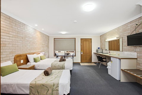 Clifford Gardens Motor Inn - Dalby Accommodation 2