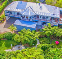 CLOUD 9 - Cliff Top Eagle Heights - Dalby Accommodation