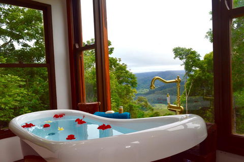 Clouds Serenity - Dalby Accommodation 1