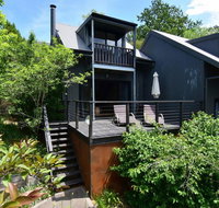 Cloudsong Chalet 3 - Close to the village centre - Dalby Accommodation