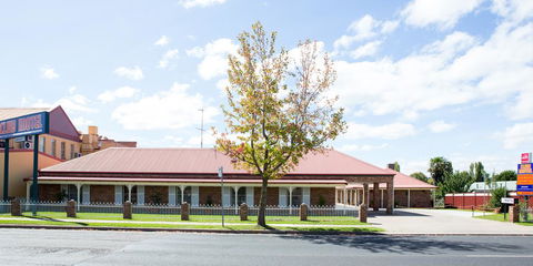 Club Motel Armidale - Dalby Accommodation 3