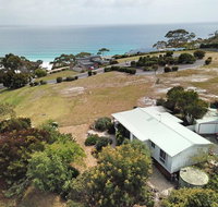 Cockatoo Cabin - Dalby Accommodation
