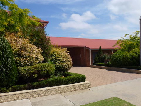 Colonial Motor Inn Bairnsdale Golden Chain Property - Dalby Accommodation 2