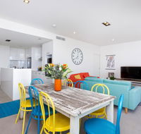 Colour  Swank at The Mill in the Heart of CBD - Dalby Accommodation