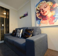Comfort HS Apartment - Surry Hills - Dalby Accommodation