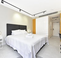 Contemporary brand new central located studio - Dalby Accommodation