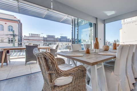 COOGEE BAY PENTHOUSE- L'Abode Accommodation - Dalby Accommodation 0