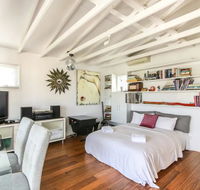Cool Architect-Designed Studio Close To CBD - Dalby Accommodation