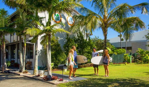Coolangatta YHA Backpackers - Dalby Accommodation 0