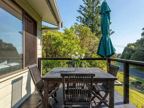 Coral's @ Elizabeth Beach - Dalby Accommodation 3