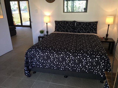 Corroboree Spa Cabin- Eaglereach - Dalby Accommodation 2