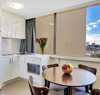 Cosmopolitan apartment at College St - Dalby Accommodation