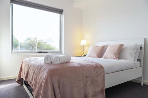 Cosy Apartment Near Racecourse - Dalby Accommodation 3