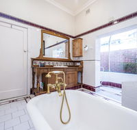 Cottesloe Eclectic House - Dalby Accommodation