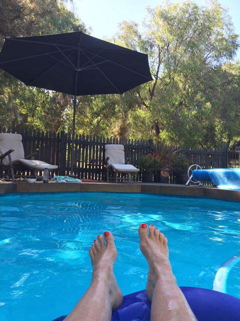 Country Retreat On 1 Acre With Pool, Hot Tub Surrounded By Trees - Dalby Accommodation 3